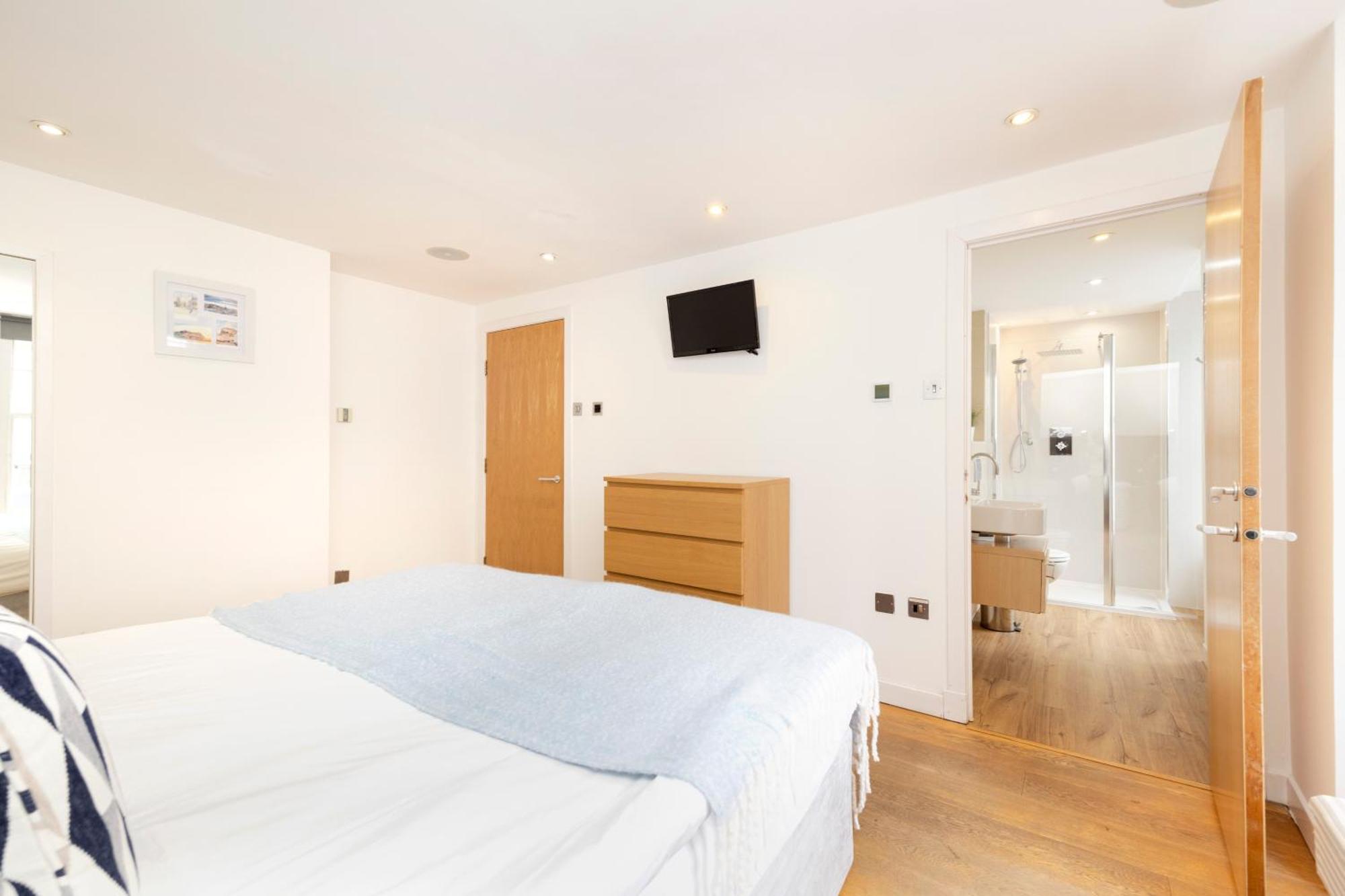Apartamento Joivy Superb Flats In The Heart Of Edimburgo Exterior foto