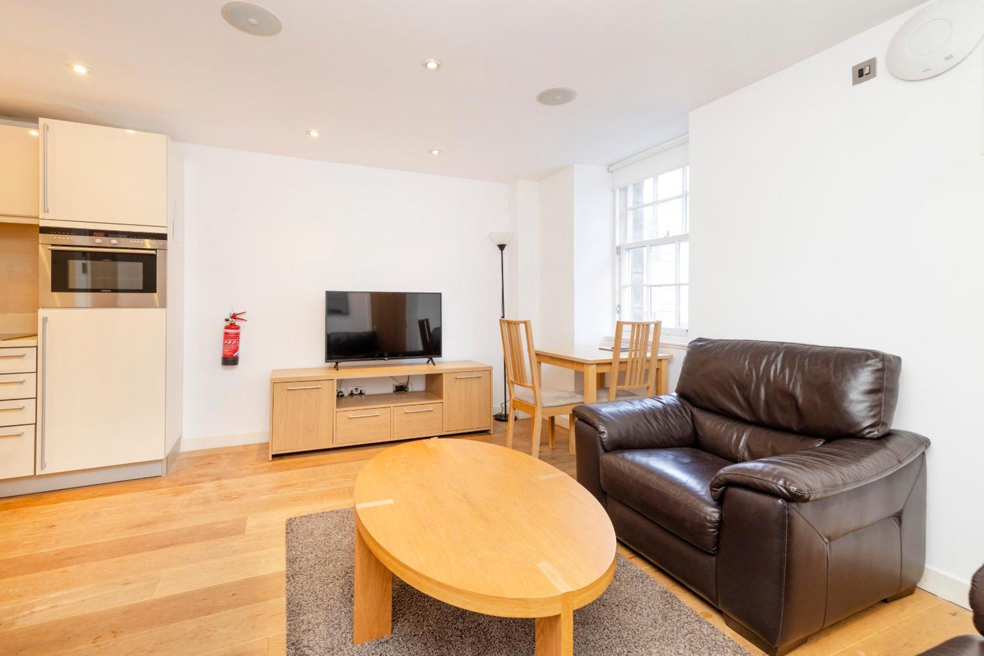 Apartamento Joivy Superb Flats In The Heart Of Edimburgo Exterior foto